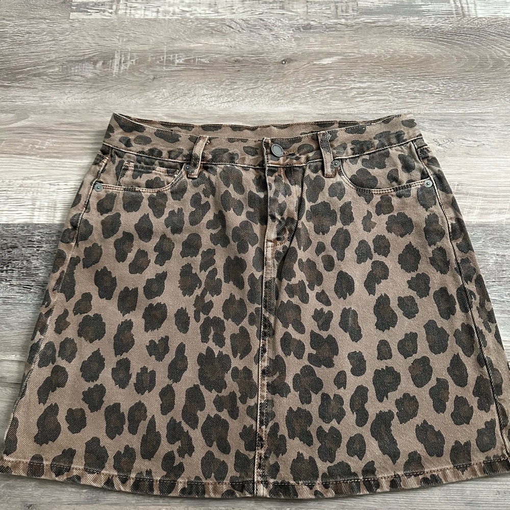 Blank NYC Leopard Jean Skirt - GREAT CONDITION!